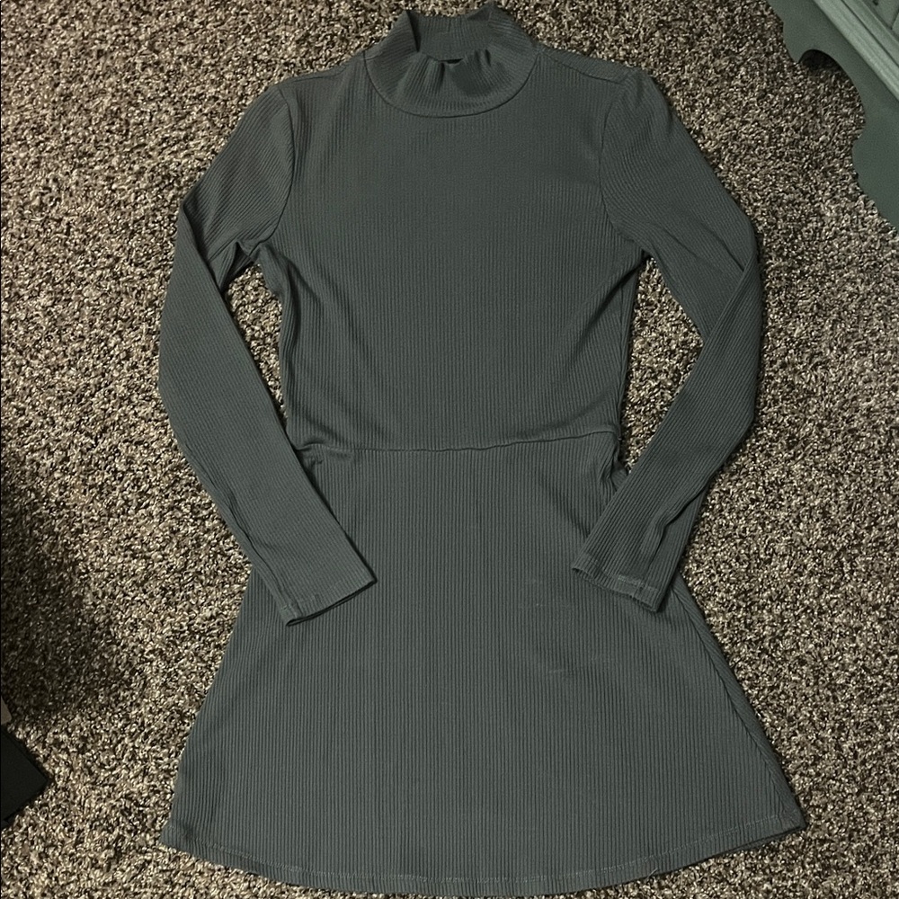 Love Tree Green Long Sleeve Dress